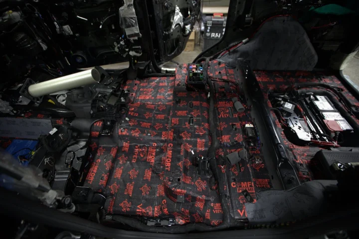 Шумоизоляция — Mercedes-Benz G-Class