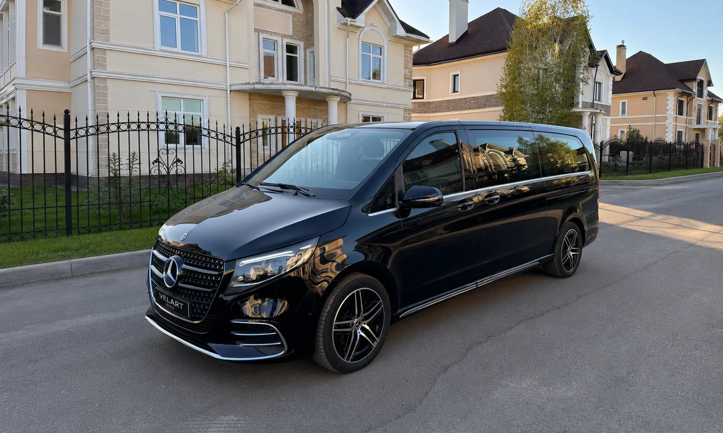 Mercedes-Benz V 300 d EXTRALONG 4MATIC 2.0TD/237 9AT 4WD