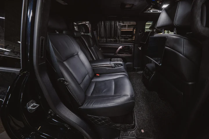 Кресла и диван BMW 7