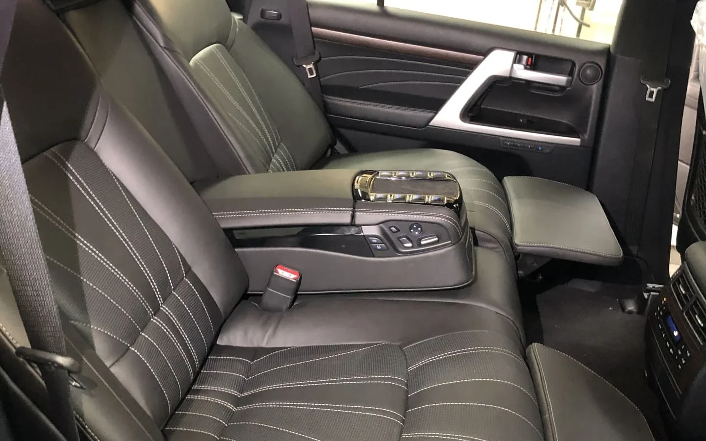 Диван BMW 7