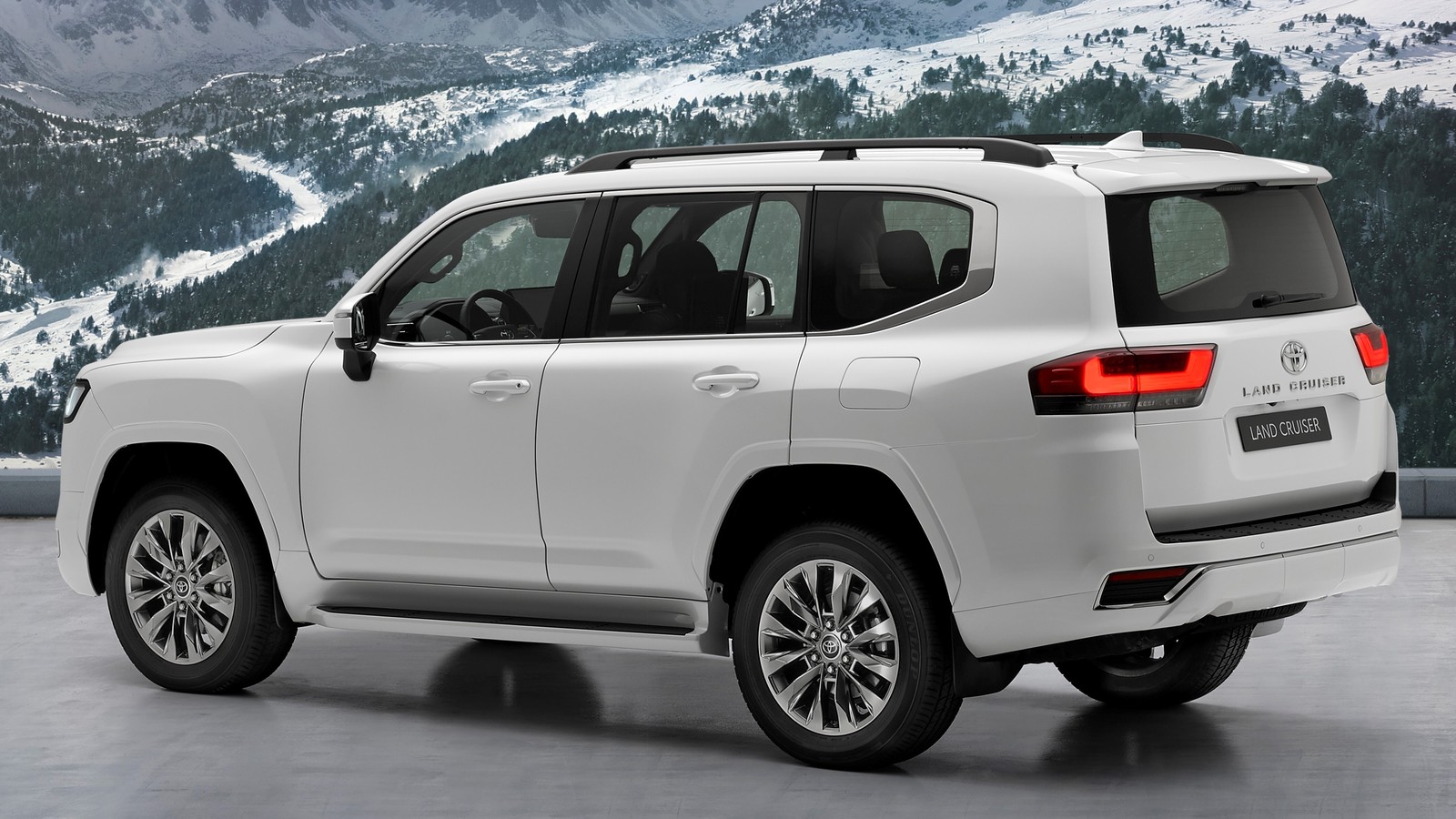 Toyota Land Cruiser 300 — автомобиль под заказ из Японии