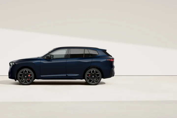 BMW X5 xDrive40d G65, M Carbon Black / Vintage Coffee 2026 — Velart (фото 4)