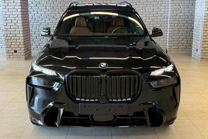 BMW X7 xDrive 40i, черный 2026 — Velart (фото 4)
