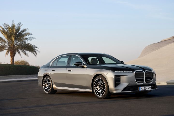 BMW 740i xDrive 2026 (7 серия, рестайлинг) — фото модели 3